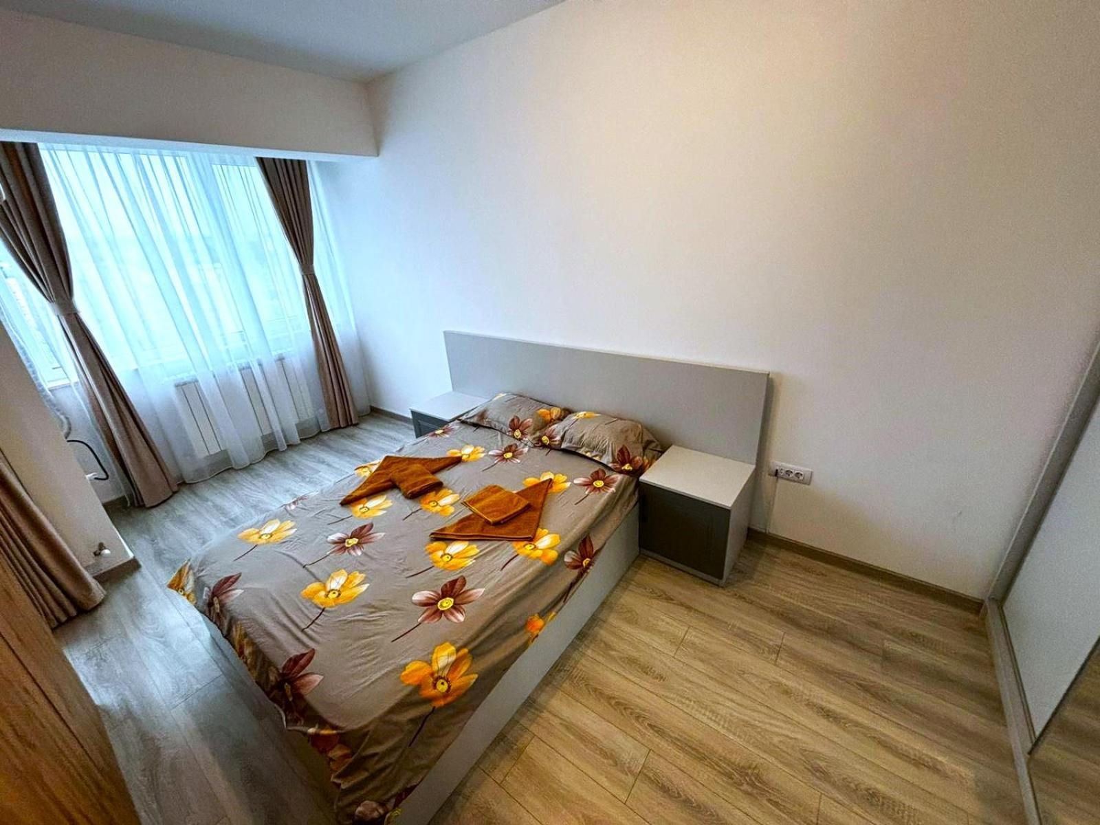 Sky View - Free Parking Apartment Яш Екстериор снимка