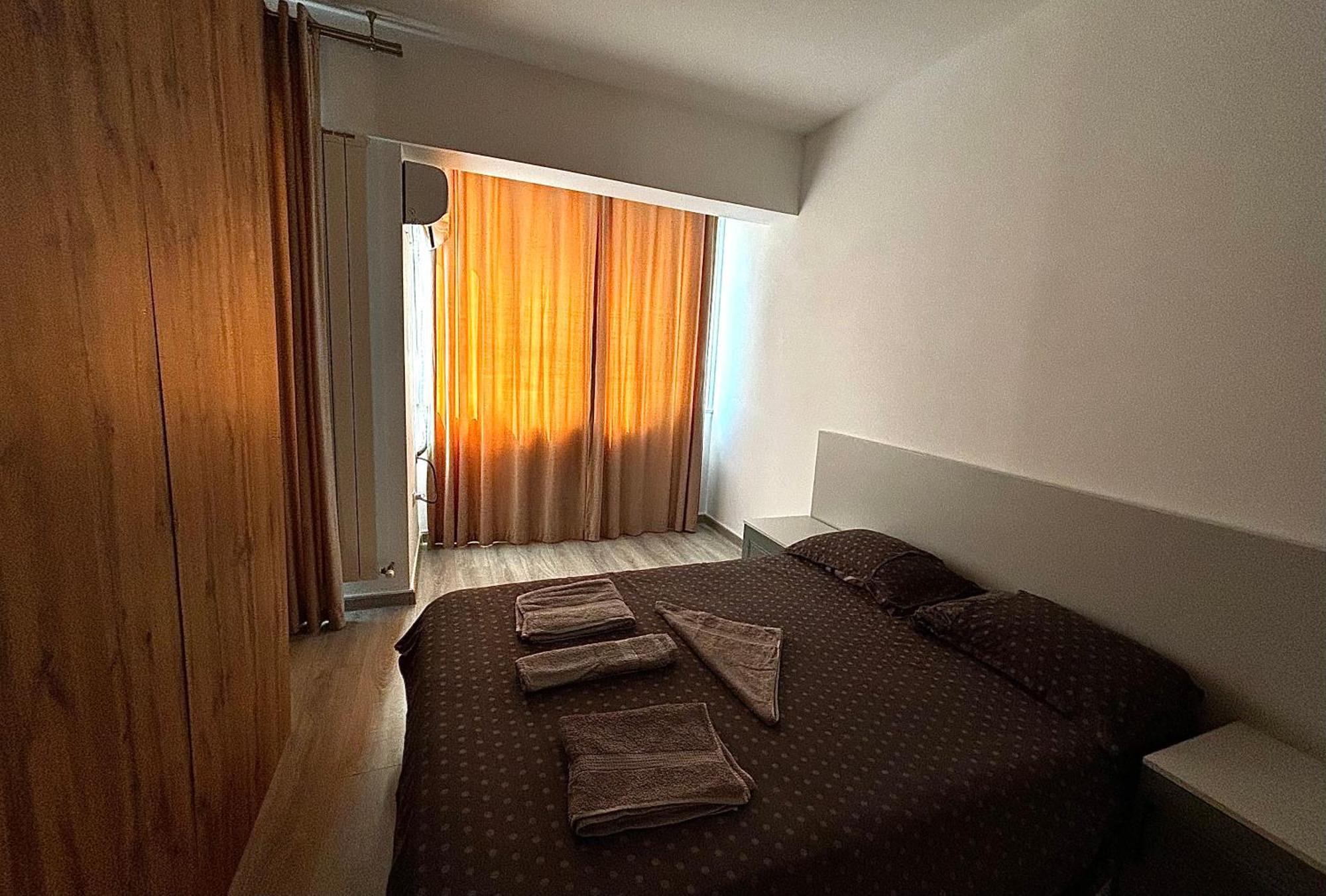 Sky View - Free Parking Apartment Яш Екстериор снимка