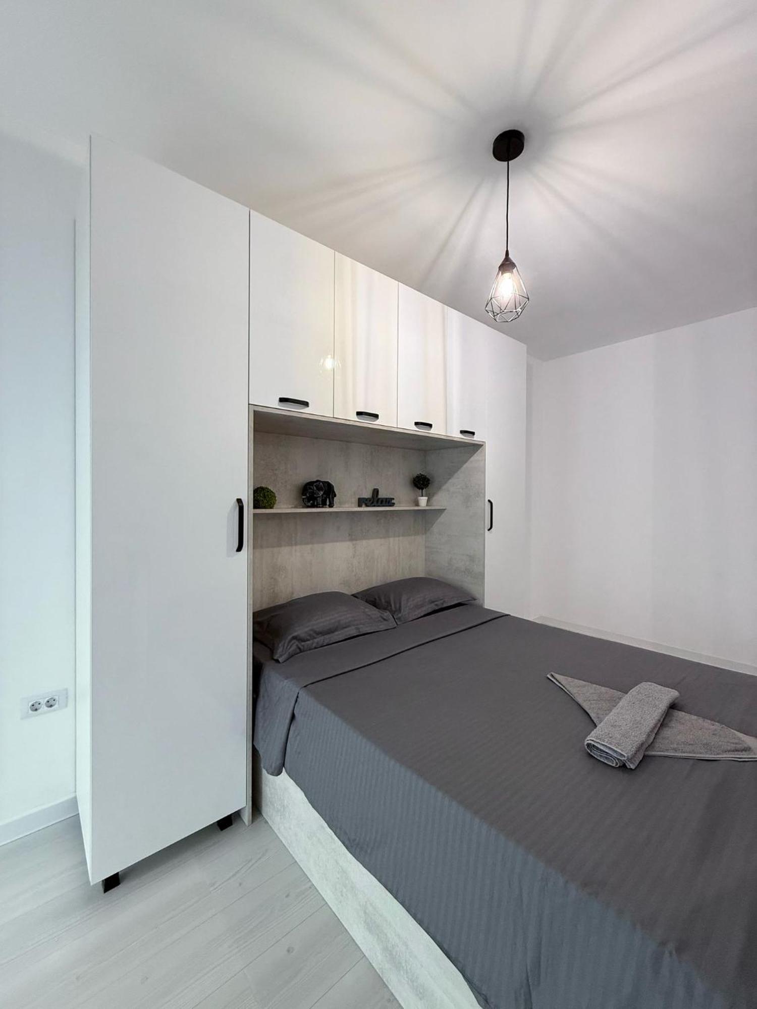 Sky View - Free Parking Apartment Яш Екстериор снимка
