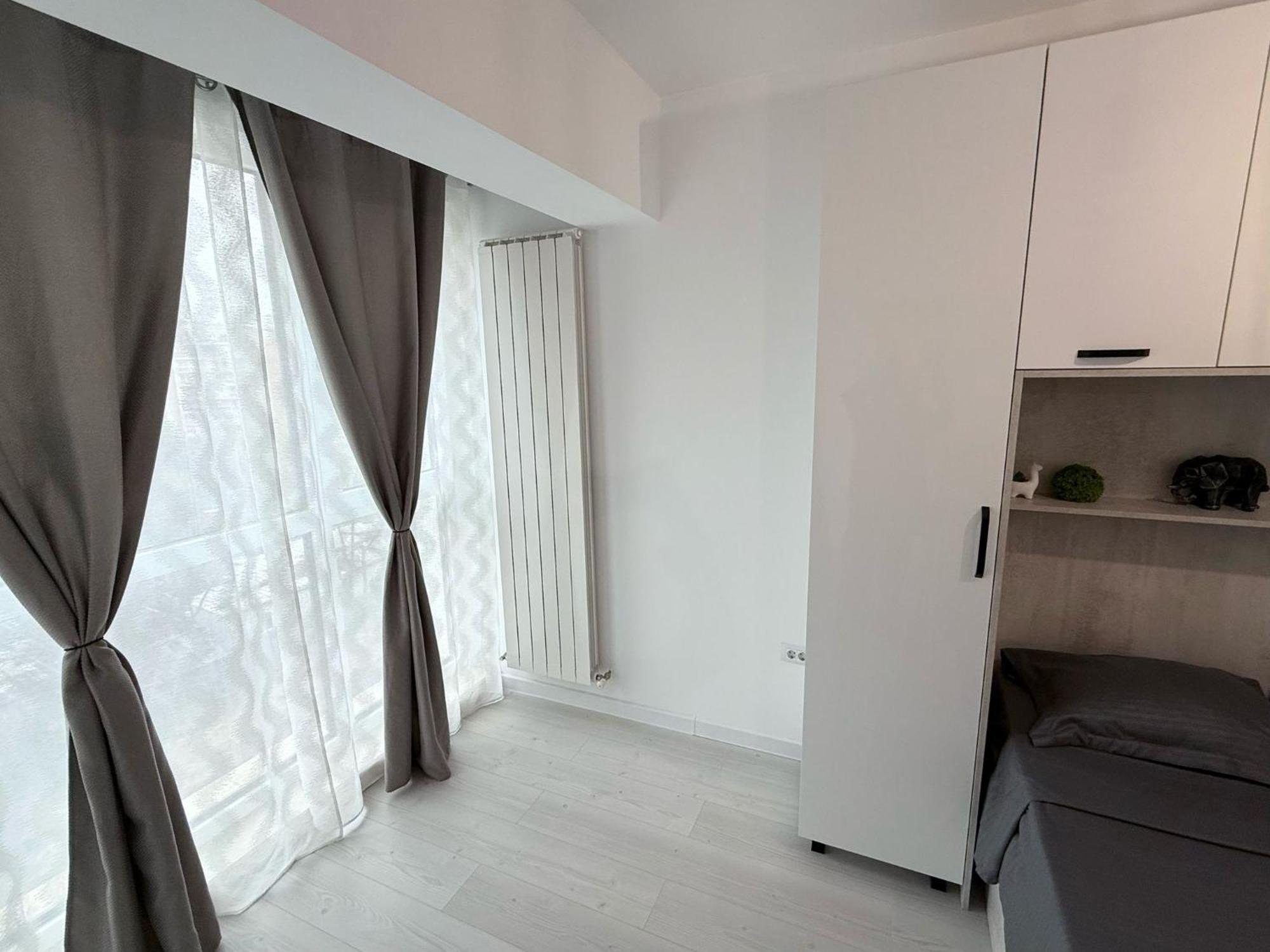 Sky View - Free Parking Apartment Яш Екстериор снимка