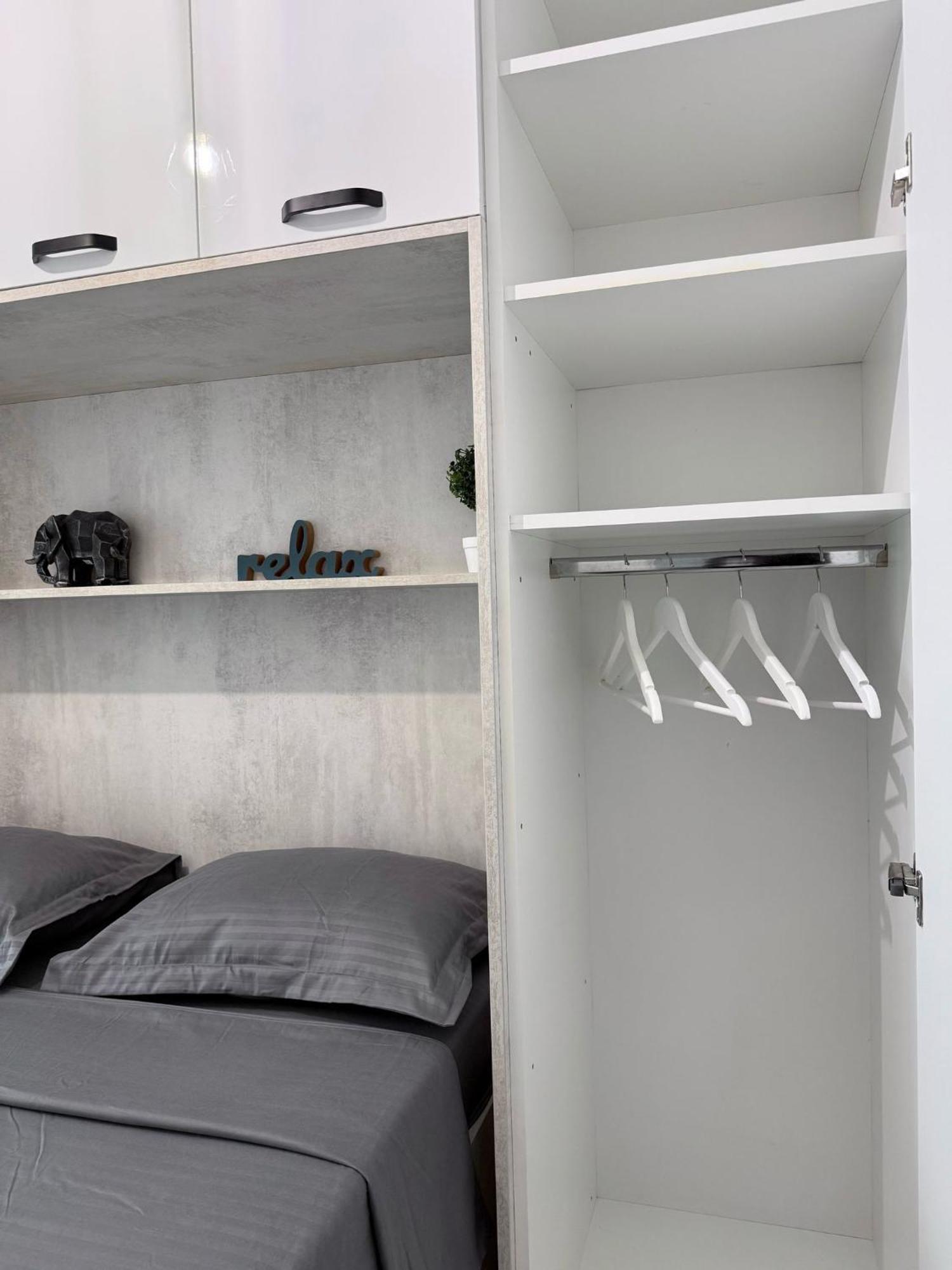 Sky View - Free Parking Apartment Яш Екстериор снимка