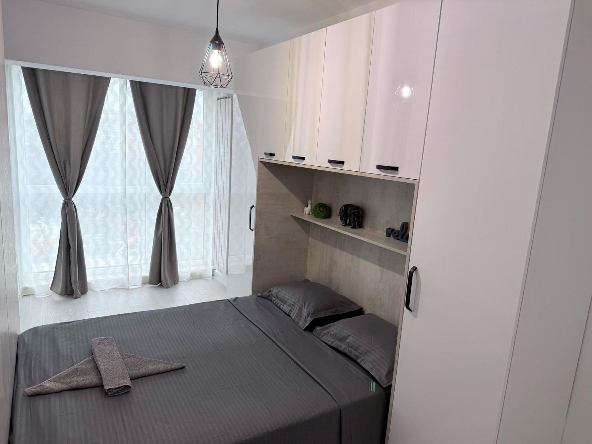 Sky View - Free Parking Apartment Яш Екстериор снимка